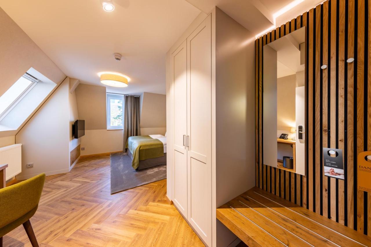 Weißenfels Parkhotel Gueldene Berge מראה חיצוני תמונה