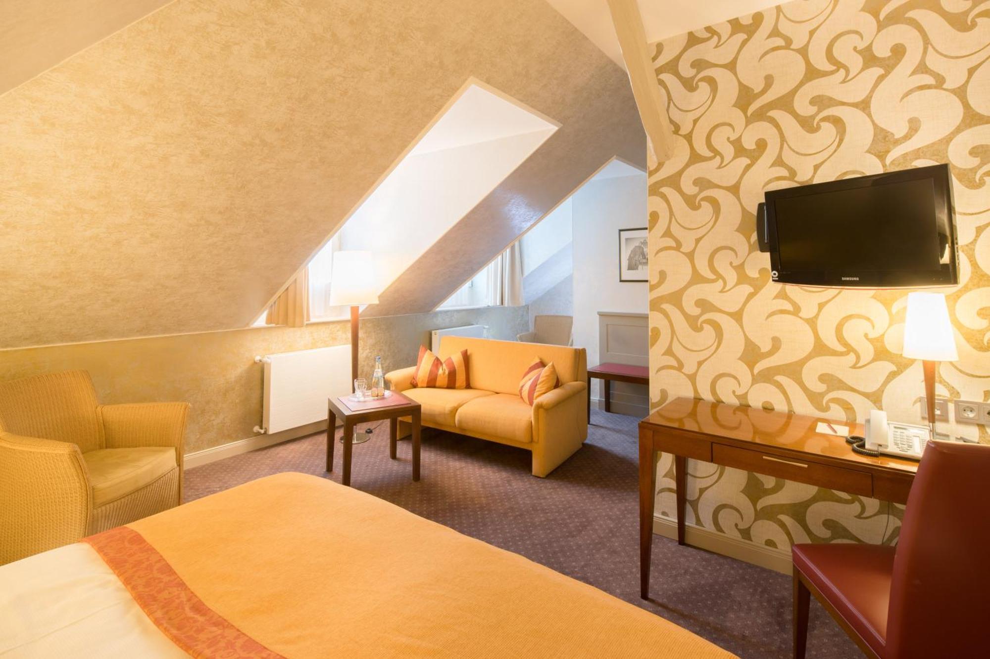 Weißenfels Parkhotel Gueldene Berge מראה חיצוני תמונה