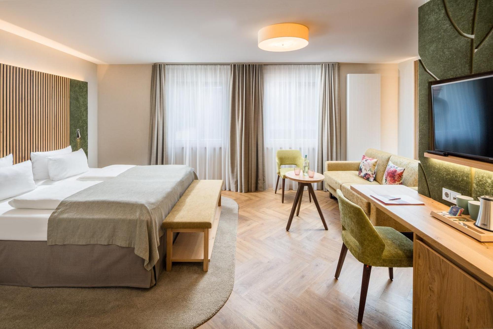 Weißenfels Parkhotel Gueldene Berge מראה חיצוני תמונה