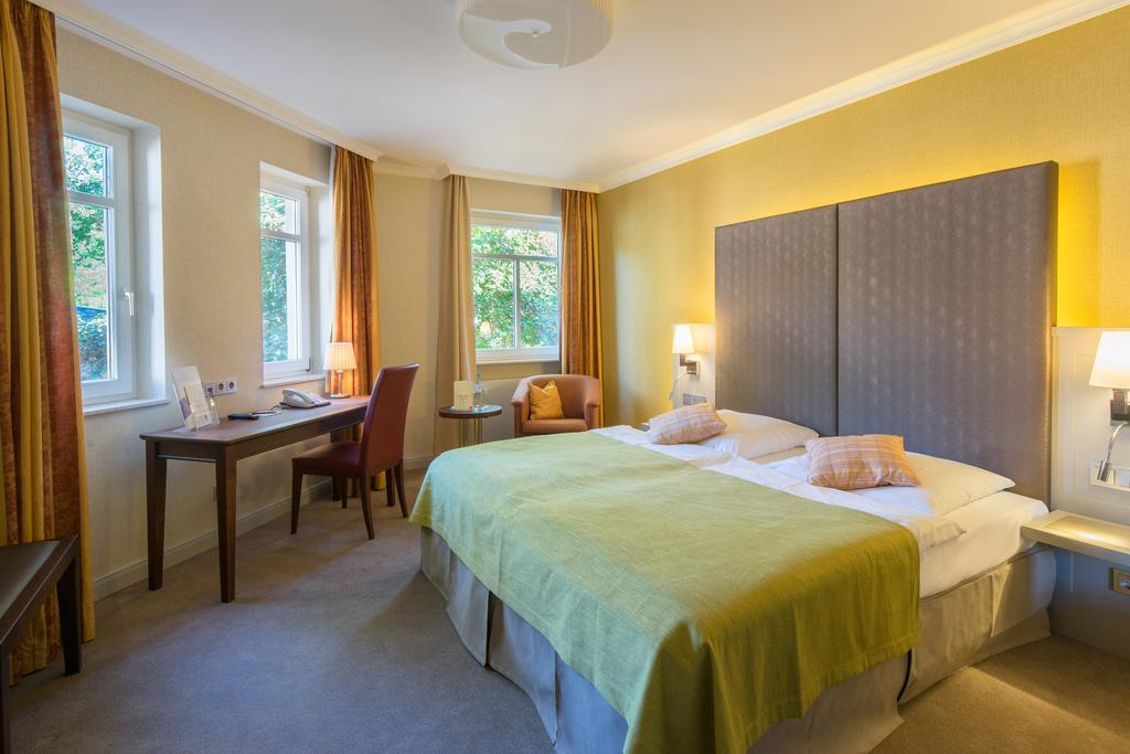 Weißenfels Parkhotel Gueldene Berge מראה חיצוני תמונה